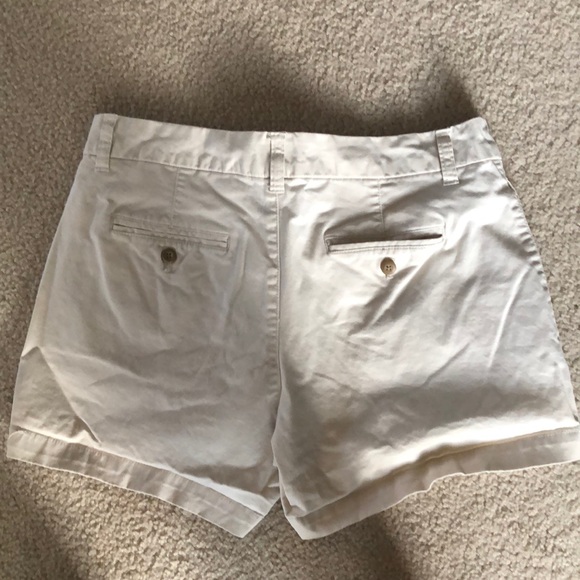 GAP shorts -Size 8 - Picture 3 of 3